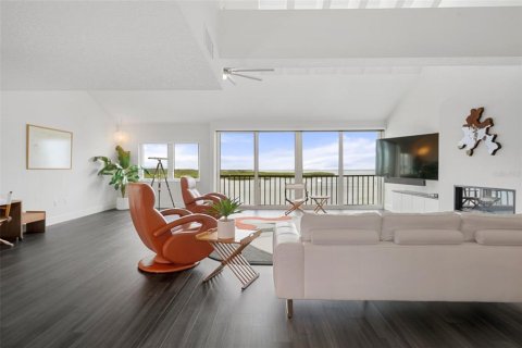 Copropriété à vendre à Port Richey, Floride: 2 chambres, 174.84 m2 № 1338527 - photo 17