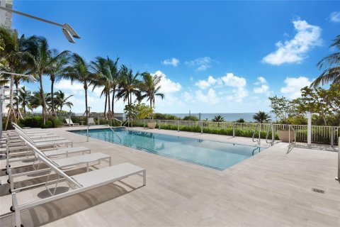 Condo in Miami Beach, Florida, 3 bedrooms  № 1394735 - photo 12