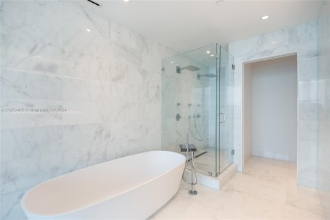 Condo in Miami Beach, Florida, 3 bedrooms  № 1394735 - photo 6