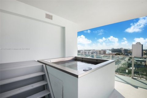 Condo in Miami Beach, Florida, 3 bedrooms  № 1394735 - photo 7