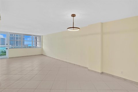 Copropriété à vendre à Miami Beach, Floride: 1 chambre, 84.54 m2 № 1394733 - photo 4