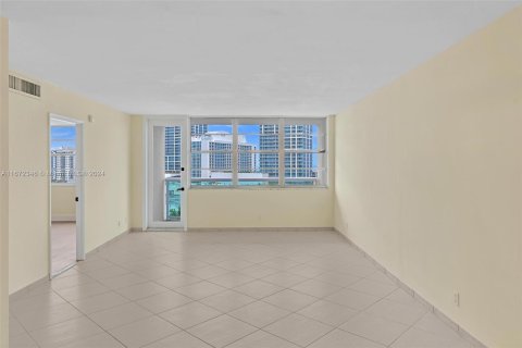 Copropriété à vendre à Miami Beach, Floride: 1 chambre, 84.54 m2 № 1394733 - photo 3