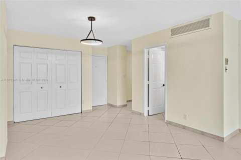 Copropriété à vendre à Miami Beach, Floride: 1 chambre, 84.54 m2 № 1394733 - photo 17