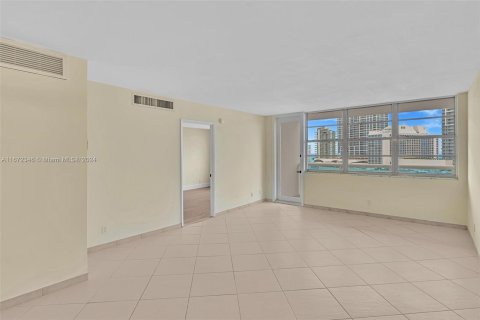 Copropriété à vendre à Miami Beach, Floride: 1 chambre, 84.54 m2 № 1394733 - photo 7