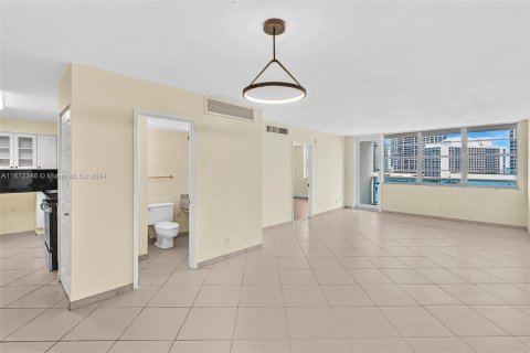 Copropriété à vendre à Miami Beach, Floride: 1 chambre, 84.54 m2 № 1394733 - photo 5