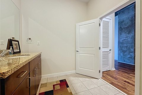 Condominio en venta en Orlando, Florida, 1 dormitorio, 132.2 m2 № 1052288 - foto 20