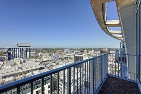 Condominio en venta en Orlando, Florida, 1 dormitorio, 132.2 m2 № 1052288 - foto 26