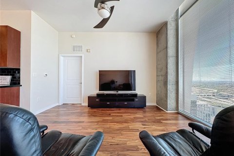 Condominio en venta en Orlando, Florida, 1 dormitorio, 132.2 m2 № 1052288 - foto 5
