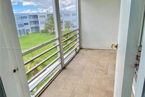 Copropriété à vendre à Hollywood, Floride: 1 chambre, 67.54 m2 № 1240911 - photo 5