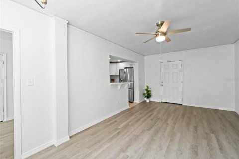 Casa en venta en Orlando, Florida, 3 dormitorios, 70.23 m2 № 1069691 - foto 7
