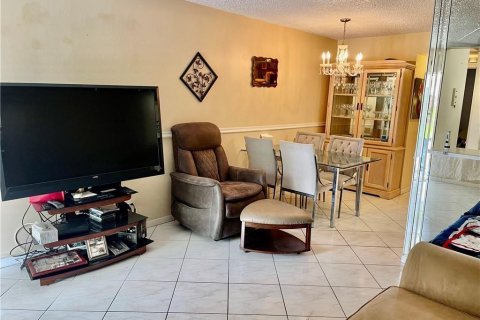 Copropriété à vendre à Deerfield Beach, Floride: 1 chambre, 55.09 m2 № 1079743 - photo 16