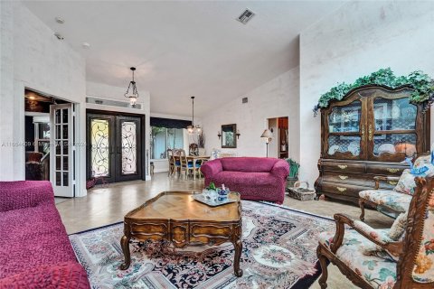 Villa ou maison à vendre à Coral Springs, Floride: 5 chambres, 248.79 m2 № 1351648 - photo 8