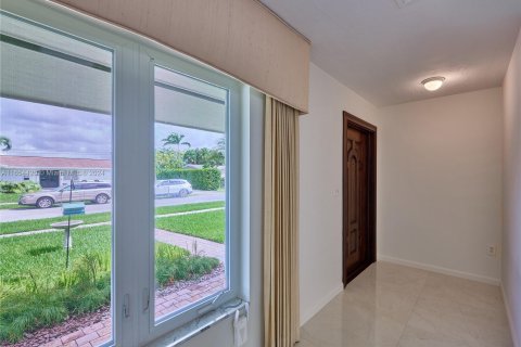 Casa en venta en Miami, Florida, 3 dormitorios, 158.31 m2 № 1351675 - foto 8