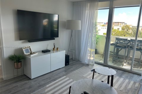 Copropriété à vendre à Miami Beach, Floride: 1 chambre, 68.75 m2 № 1049720 - photo 3