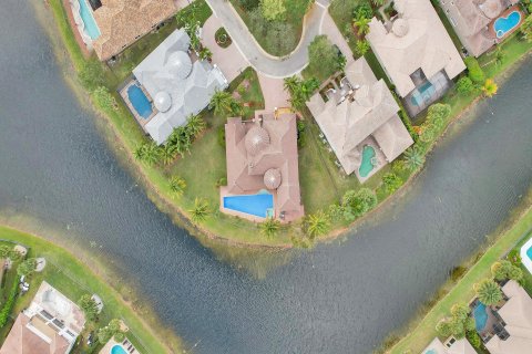 Casa en venta en Parkland, Florida, 6 dormitorios, 541.16 m2 № 1045633 - foto 1