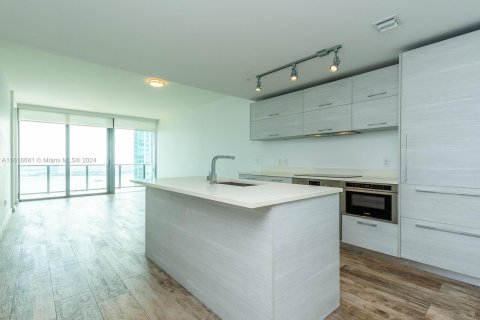 Copropriété à vendre à Miami, Floride: 2 chambres, 99.13 m2 № 1270995 - photo 23