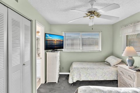 Condo in Boynton Beach, Florida, 2 bedrooms  № 1077080 - photo 30