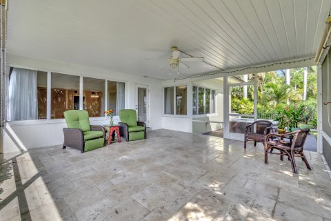 Villa ou maison à vendre à Lake Worth, Floride: 2 chambres, 161.56 m2 № 1077112 - photo 12