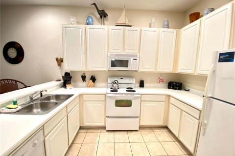 Condo in Davenport, Florida, 3 bedrooms  № 1359866 - photo 6