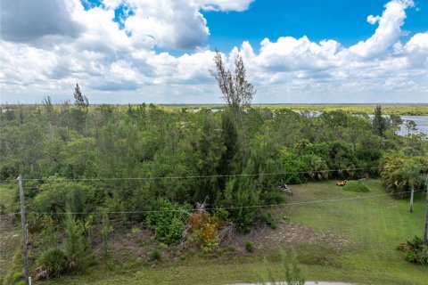 Terreno en venta en Port Charlotte, Florida № 1264077 - foto 24