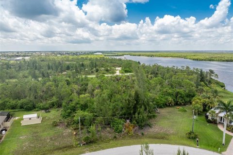 Terreno en venta en Port Charlotte, Florida № 1264077 - foto 21