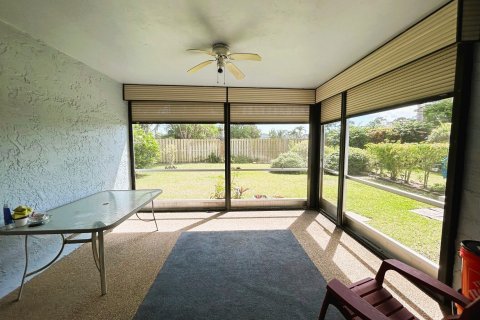 House in Lake Worth, Florida 2 bedrooms, 116.22 sq.m. № 1079118 - photo 20