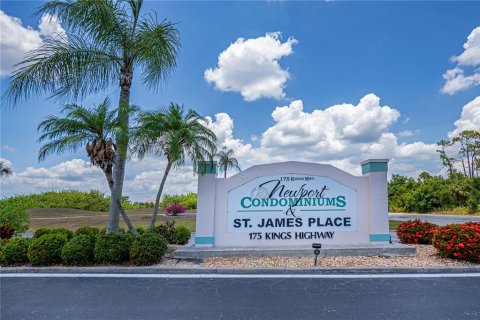 Copropriété à vendre à Punta Gorda, Floride: 2 chambres, 107.12 m2 № 1252422 - photo 3