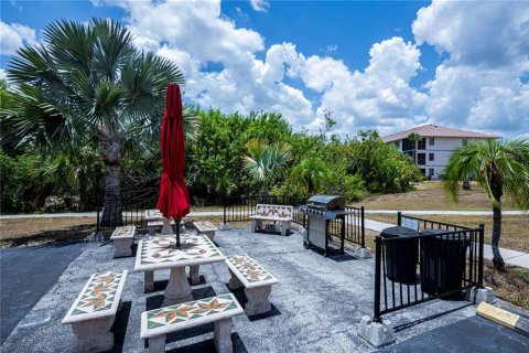 Copropriété à vendre à Punta Gorda, Floride: 2 chambres, 107.12 m2 № 1252422 - photo 7