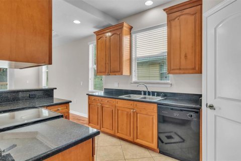 Townhouse in Lakeland, Florida 3 bedrooms, 157.84 sq.m. № 1371800 - photo 8