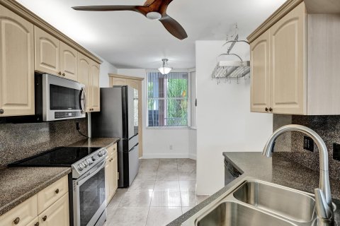 Condo in Sunrise, Florida, 3 bedrooms  № 1050248 - photo 15