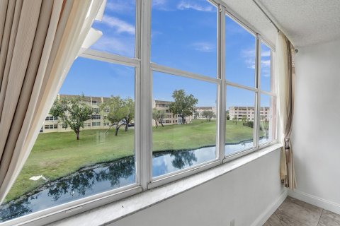 Copropriété à vendre à Sunrise, Floride: 3 chambres, 136.57 m2 № 1050248 - photo 13