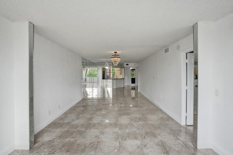 Copropriété à vendre à Sunrise, Floride: 3 chambres, 136.57 m2 № 1050248 - photo 14