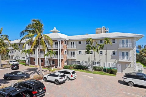 Condominio en venta en Hillsboro Beach, Florida, 2 dormitorios, 98.48 m2 № 1050272 - foto 10