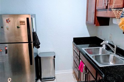 Condo in Orlando, Florida, 1 bedroom  № 1344169 - photo 7