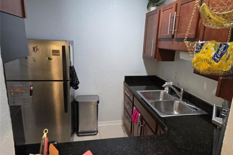 Condo in Orlando, Florida, 1 bedroom  № 1344169 - photo 2