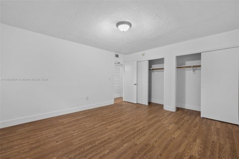 Apartamento en alquiler en North Miami Beach, Florida, 1 dormitorio № 1356677 - foto 9