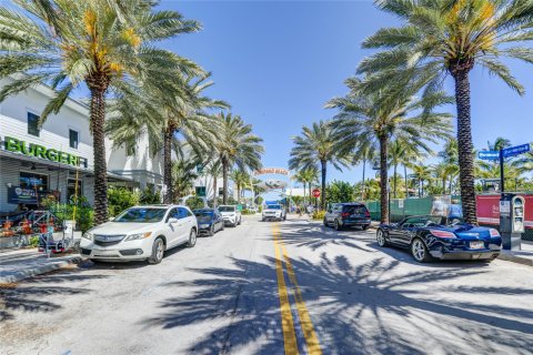 Condo in Pompano Beach, Florida, 2 bedrooms  № 1038256 - photo 16