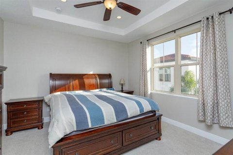 Townhouse in LAKESHORE in Winter Garden, Florida 3 bedrooms, 186.36 sq.m. № 1354260 - photo 10