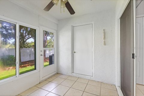 Adosado en venta en Brandon, Florida, 2 dormitorios, 103.12 m2 № 1380993 - foto 18