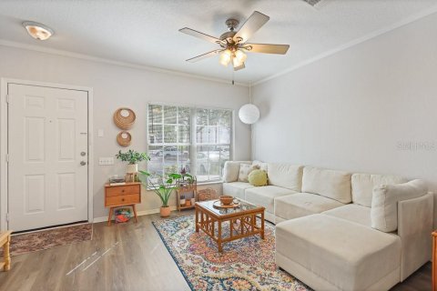 Adosado en venta en Brandon, Florida, 2 dormitorios, 103.12 m2 № 1380993 - foto 3