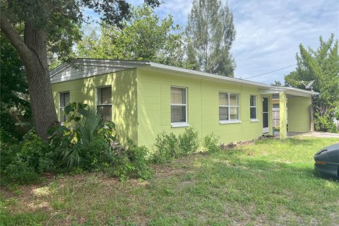 Casa en venta en Clearwater, Florida, 3 dormitorios, 72.65 m2 № 1380918 - foto 1