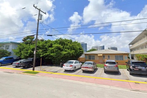 Propiedad comercial en venta en Miami Beach, Florida № 1358993 - foto 8