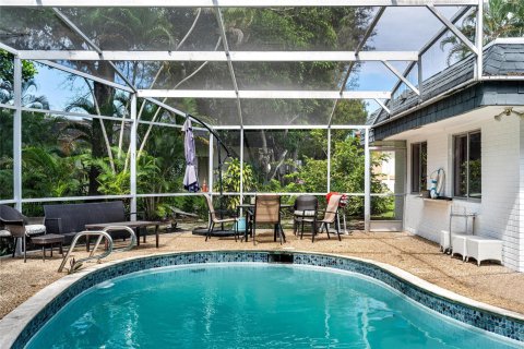 Casa en venta en Tamarac, Florida, 3 dormitorios, 278.43 m2 № 1051002 - foto 5