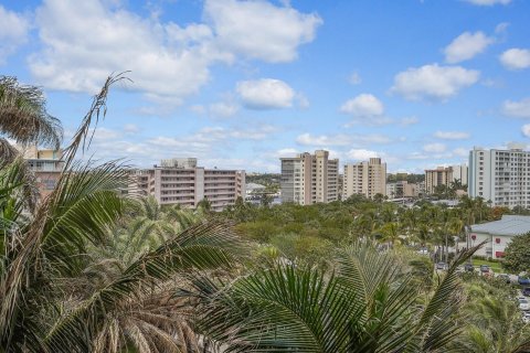 Condo in Pompano Beach, Florida, 3 bedrooms  № 1051001 - photo 13