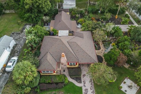 Villa ou maison à louer à Mount Dora, Floride: 2 chambres, 130.06 m2 № 1356476 - photo 6