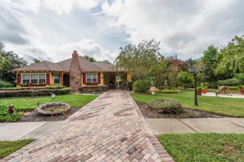 Villa ou maison à louer à Mount Dora, Floride: 2 chambres, 130.06 m2 № 1356476 - photo 8