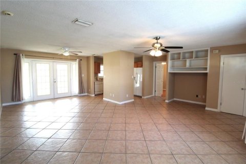 House in Bradenton, Florida 3 bedrooms, 103.86 sq.m. № 1356473 - photo 3