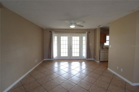 House in Bradenton, Florida 3 bedrooms, 103.86 sq.m. № 1356473 - photo 6