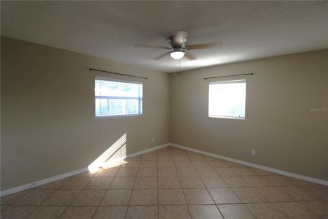 House in Bradenton, Florida 3 bedrooms, 103.86 sq.m. № 1356473 - photo 7