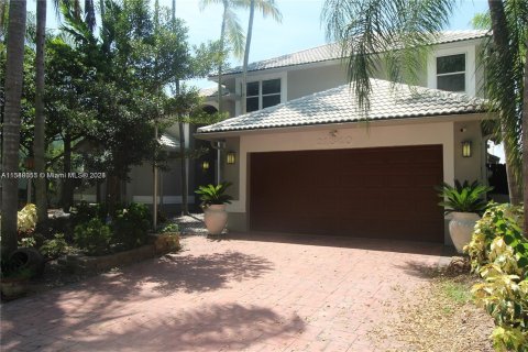 Villa ou maison à vendre à Cutler Bay, Floride: 4 chambres, 227.15 m2 № 1058550 - photo 3
